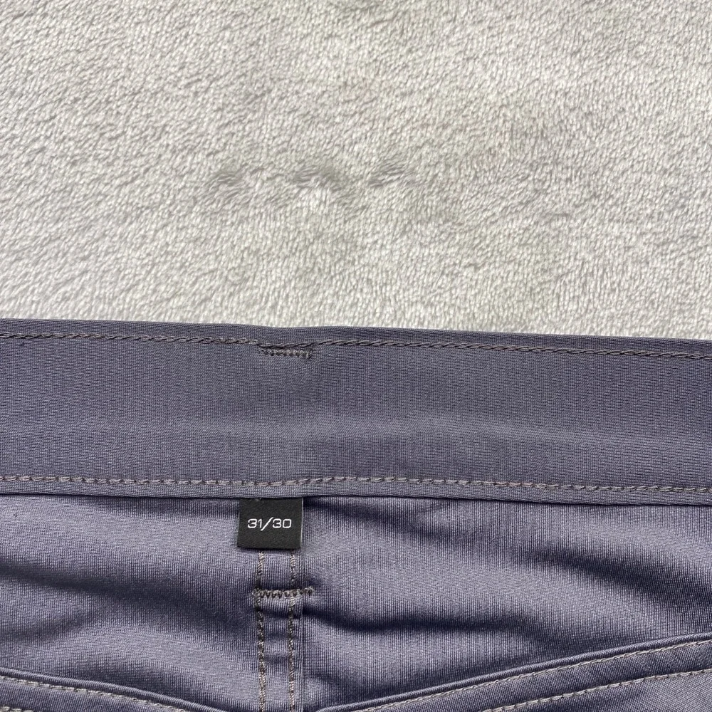 Levis 511 Slim Fit Gray Engineered‎ for Movement Pants Mens Sz 31 Fits 30